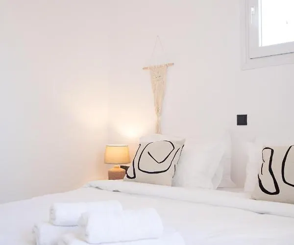 Loom Ornos * Mykonos Town