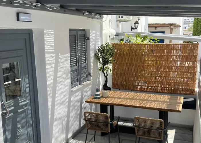 Loom Ornos * Mykonos Town